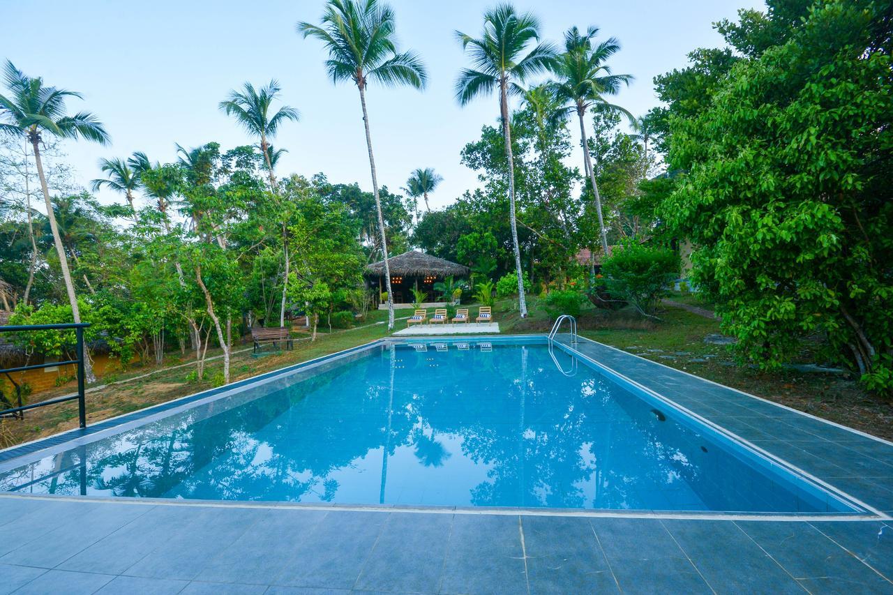 Kadolana Eco Village Balapitiya Esterno foto